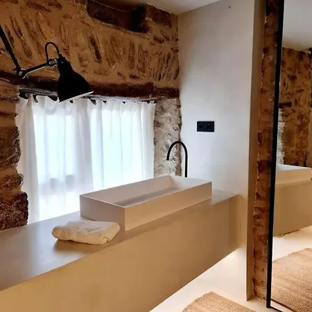 Cabana La Roca * La Roca